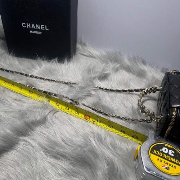 Chanel VIP Makeup Black Shoulder/handle bag~NIB - Picture 10 of 10